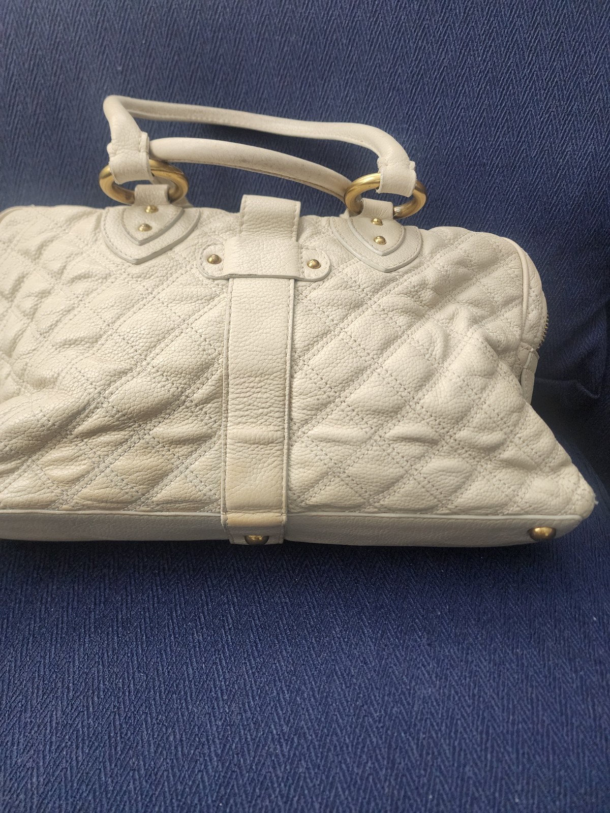 MARC JACOBS Quilted Pebbled Leather Suede Lining HANDBAG-PURSE- Free wallet