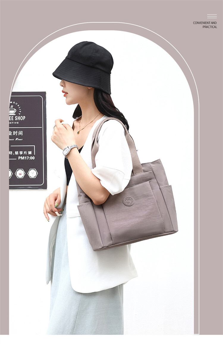 Casual women’s bag casual solid color nylon cloth shoulder portable mother bag