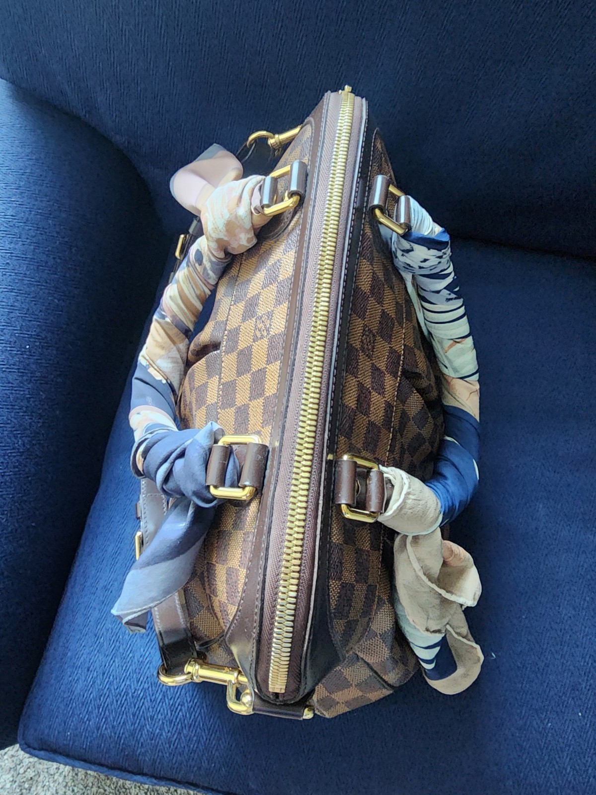 Louis Vuitton Trevi GM Damier Ebene Satche/Top Handle Red Interior Beautiful