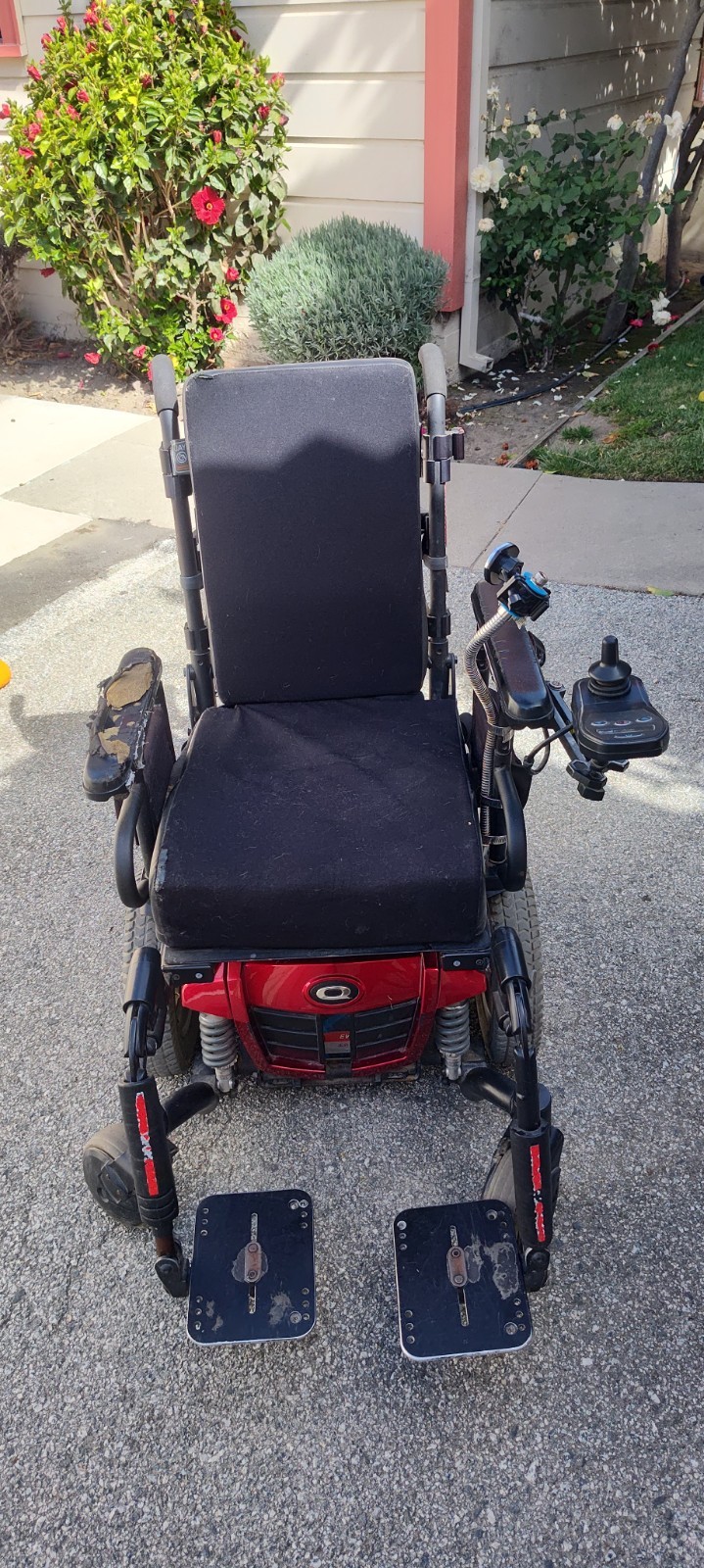 Quantum Q6 Power chair