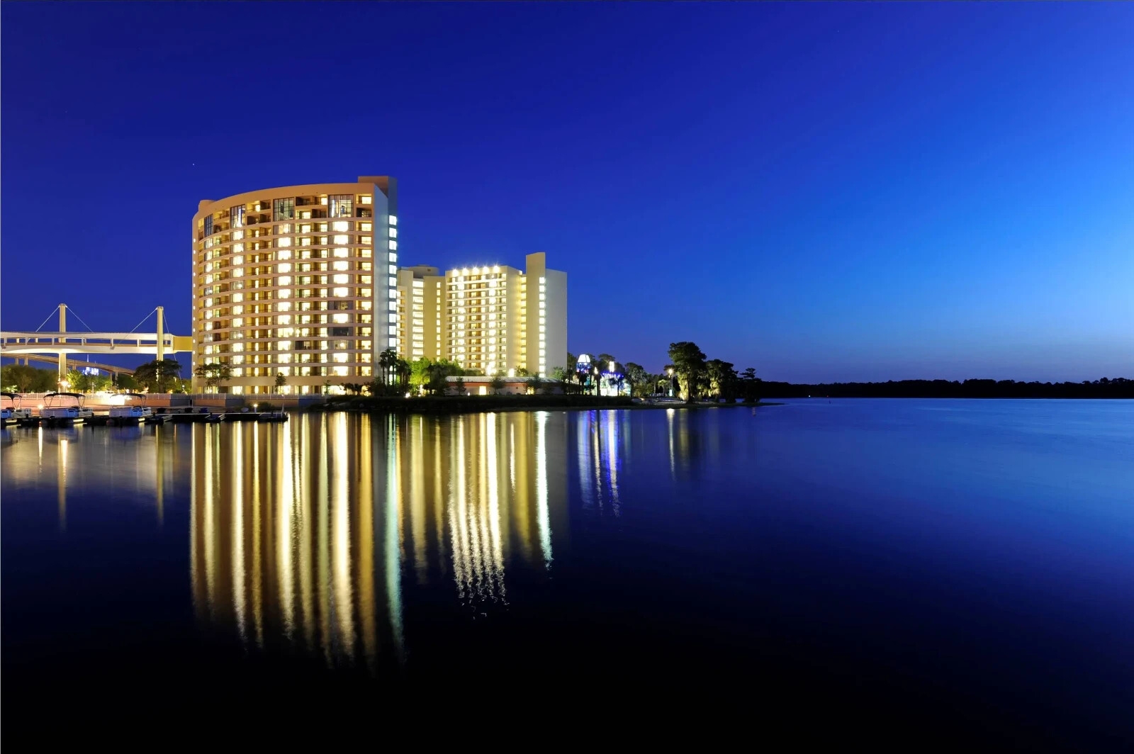 Travel and Stay right where the magic happens — at Disneyland and Disney World