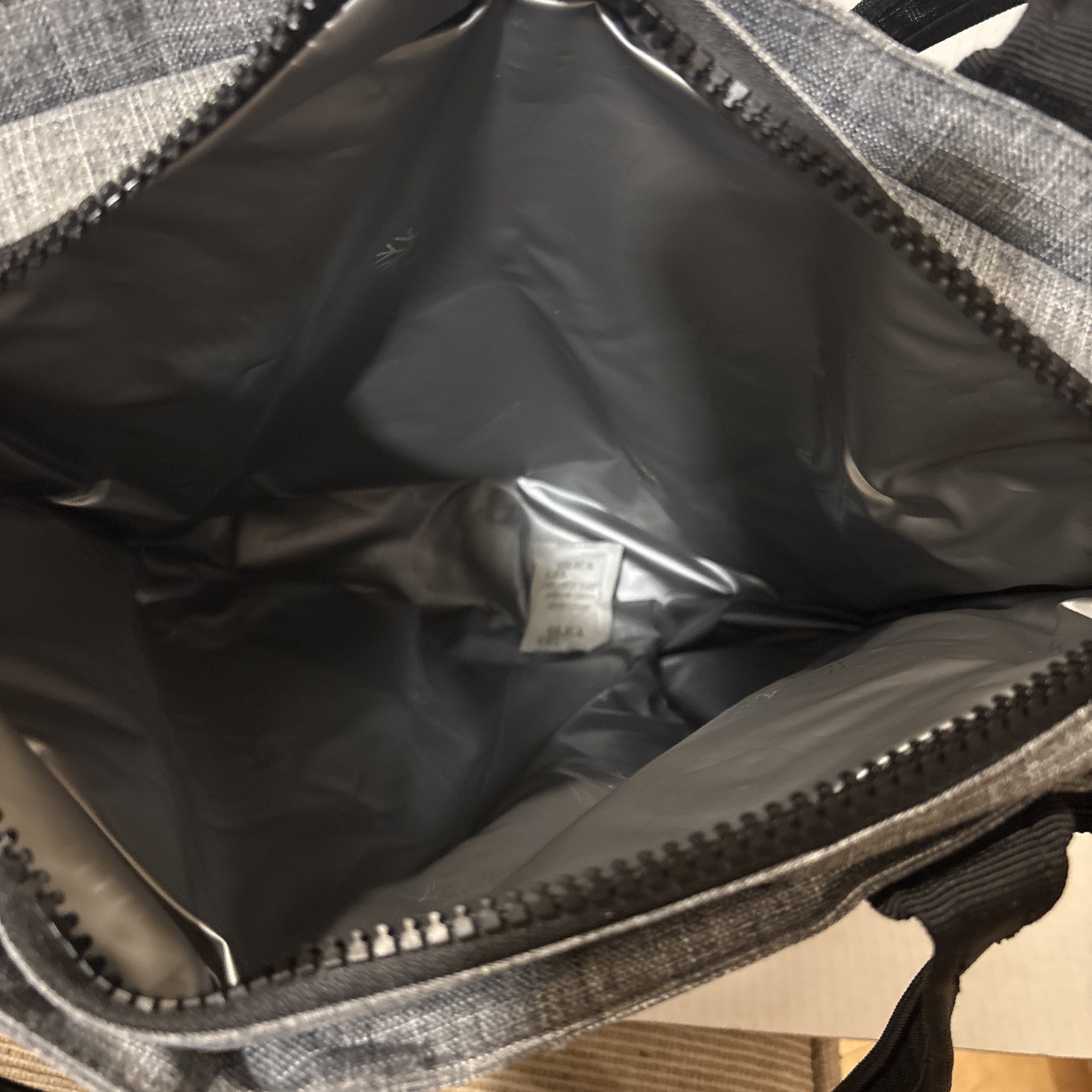 Herschel Supply Co. Alexander Zip Small Heathered Gray Cooler Bag NEW