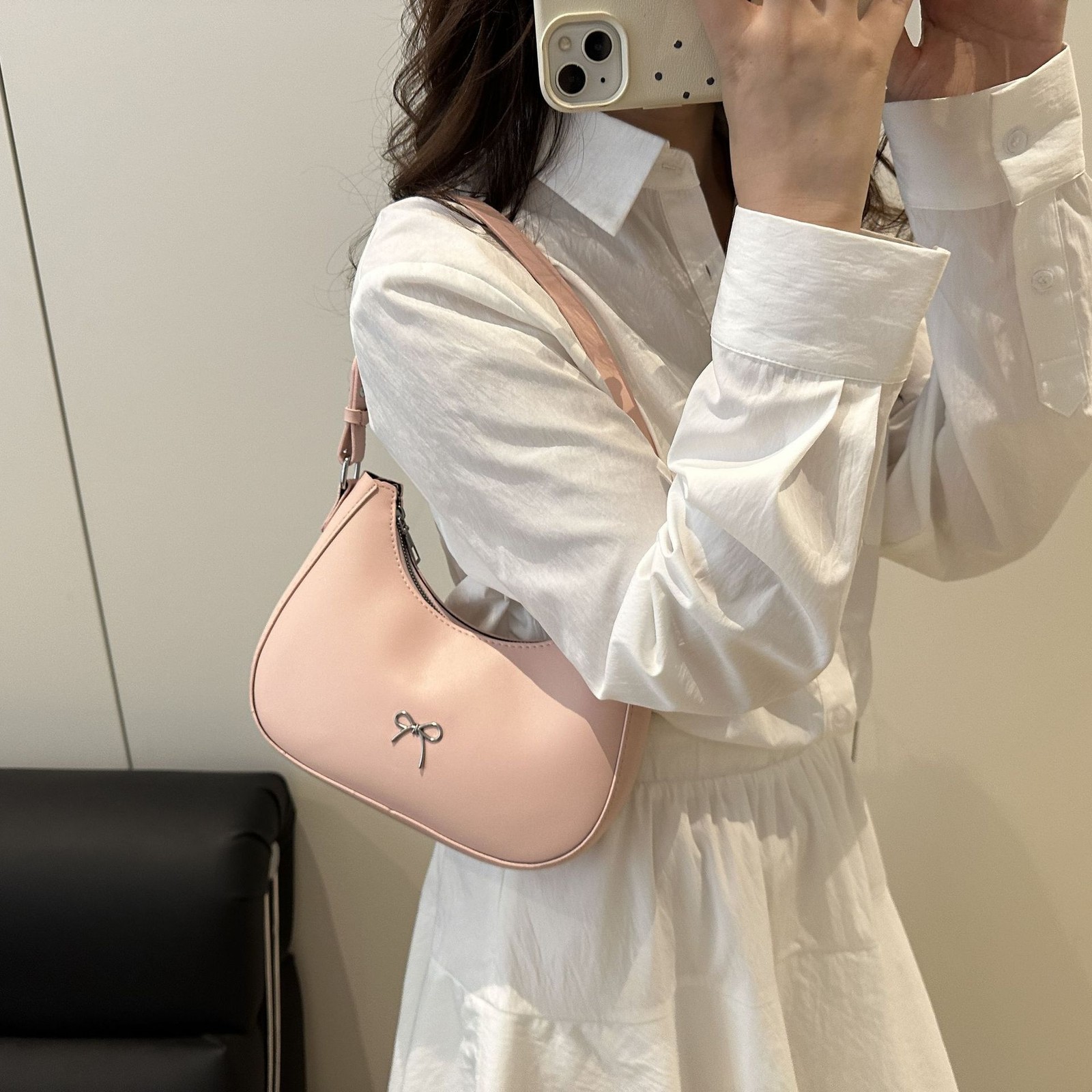 women in fashion online celebrity high-end bags for niche design crossbody bags