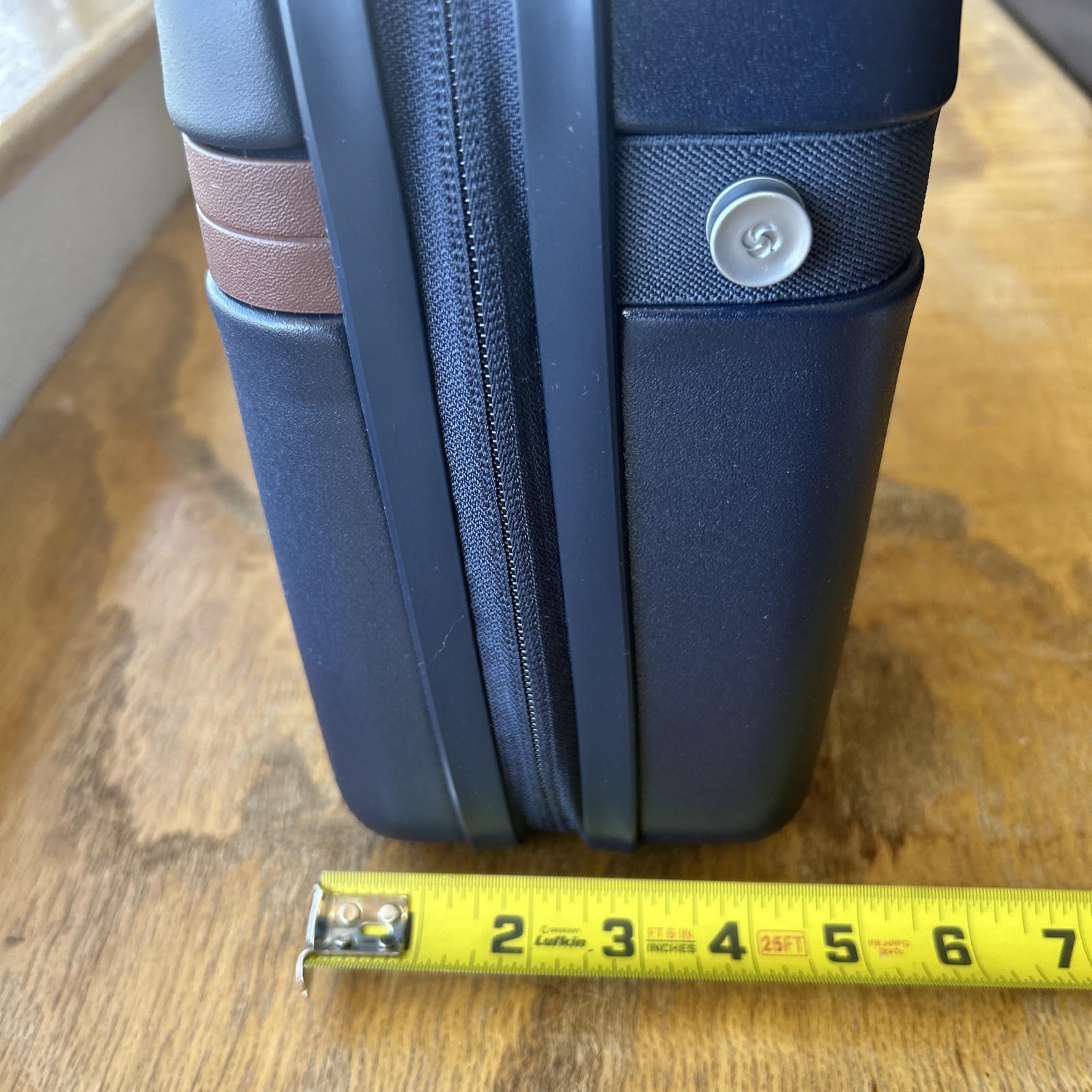 Samsonite Virtuosa Hardside Train Case Crossbody Travel Strap Makeup Sling Bag