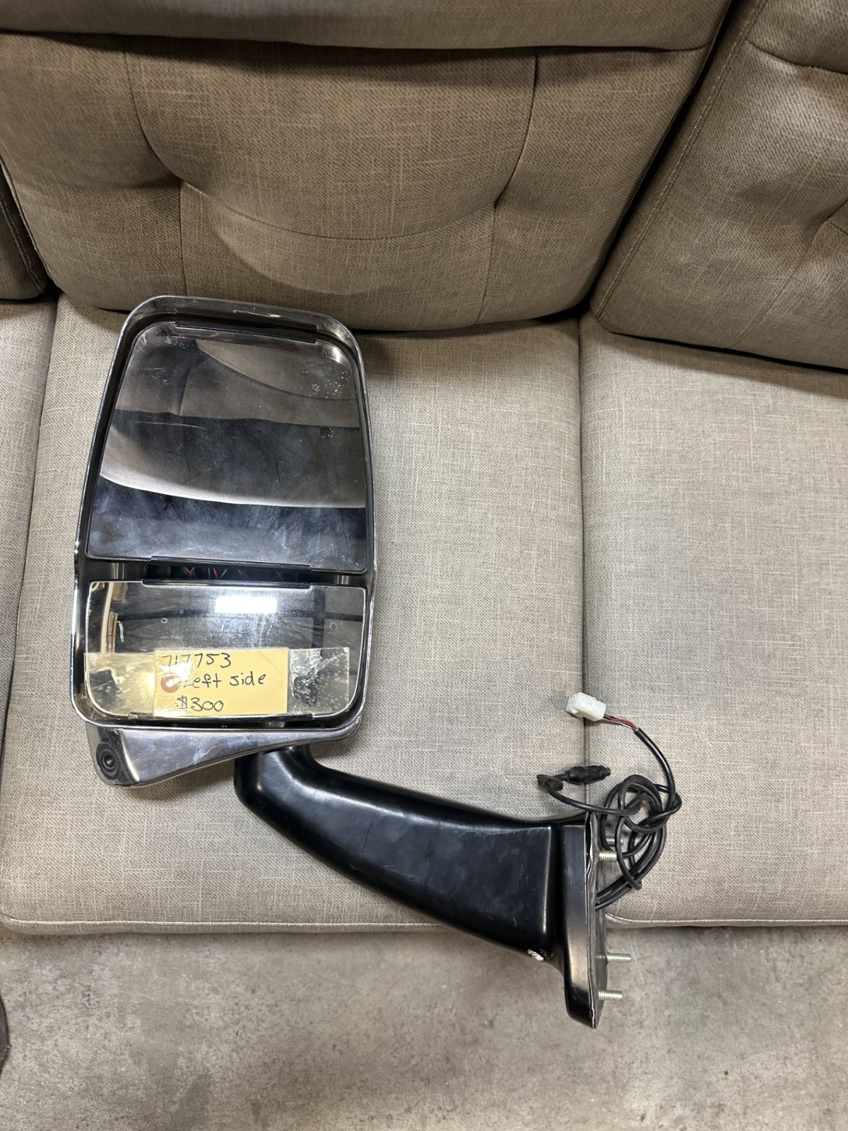 Velvac 717753 Mirror Left Side (BR)