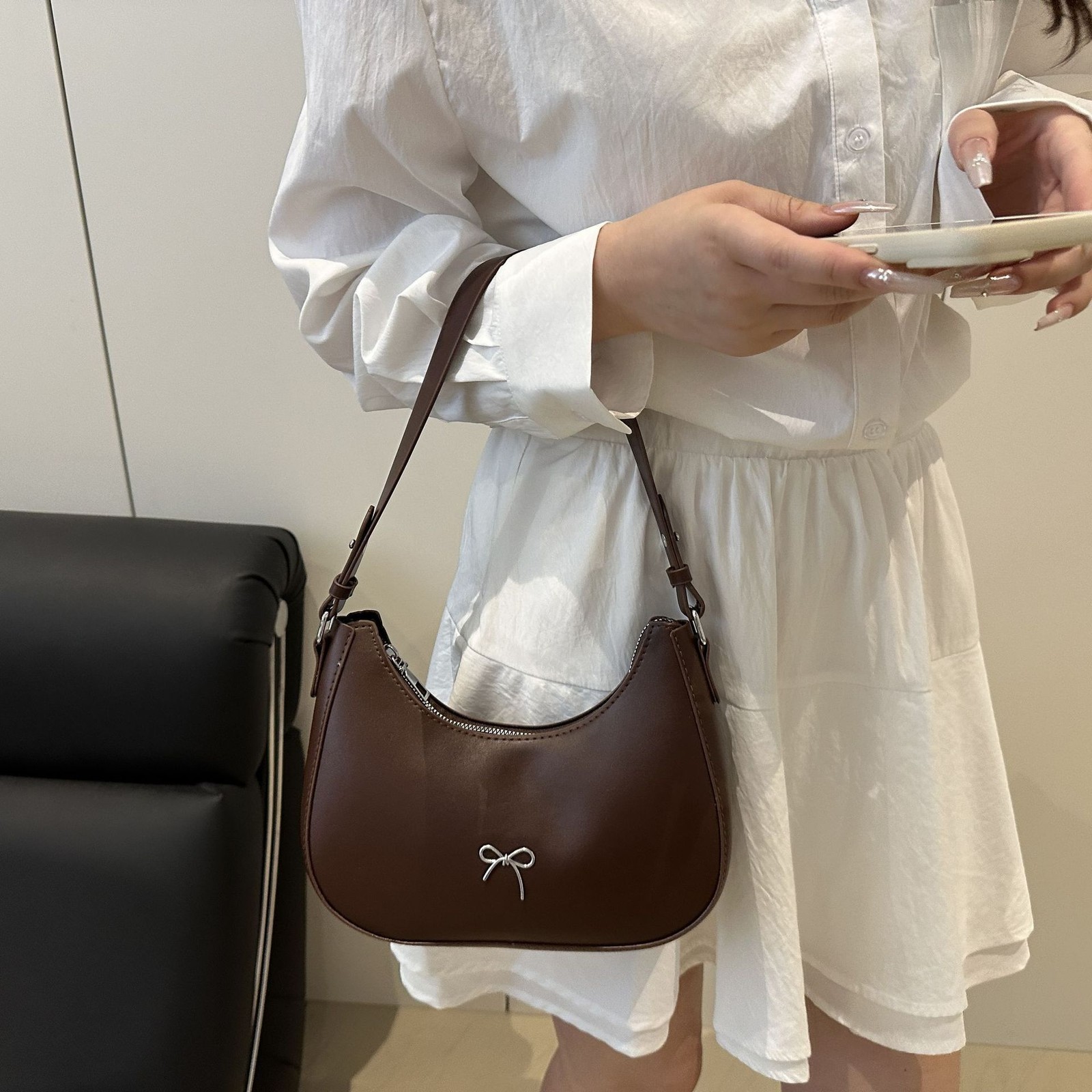 women in fashion online celebrity high-end bags for niche design crossbody bags