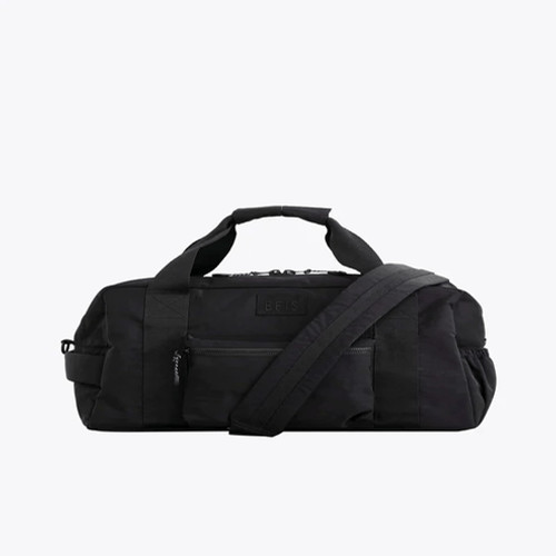 BEIS NWT Convertible Sport Duffle Backpack Bag in Black
