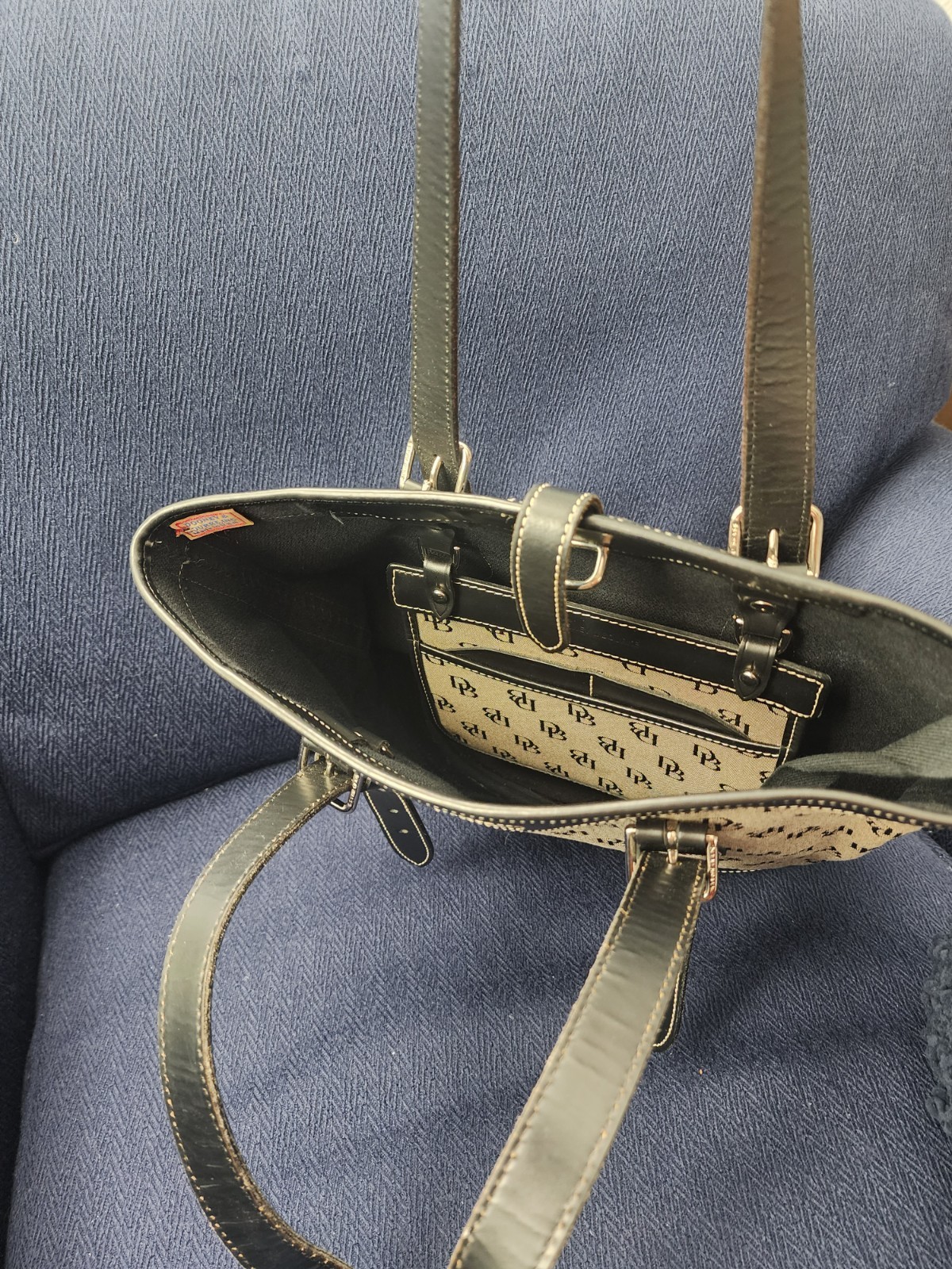 Dooney & Bourke DB Logo Black Double Handle Purse Shoulder bag