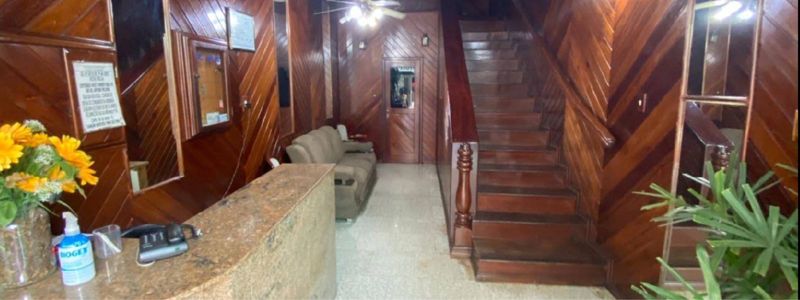 Hotel Cherry, no centro histórico de Angra dos Reis, RJ